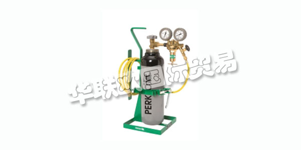 PERKEO的名字是18世紀普拉提納選舉人Karl III Philipp的宮廷小丑和矮人的名字。這個小家伙在1702年左右第一次看到了光，并用名字Clemens進行了洗禮。十六歲時，他被卡爾·菲利普任命為宮廷小丑。選民，享受著美酒的樂趣，對年輕的克萊門斯能夠舉起酒的方式印象深刻。