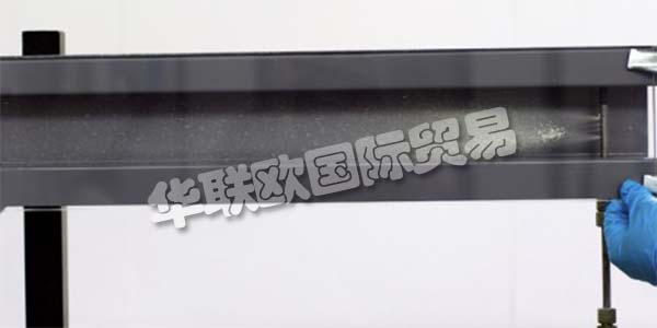 德國(guó)PFINDER主要產(chǎn)品：PFINDER防護(hù)蠟、清洗劑等。PFINDER是一家成功且獨(dú)立的公司，已有100多年的歷史。 Pfinder公司成立于1884年，從其作為頂級(jí)制造商和“符騰堡皇家法院供應(yīng)商”的角色發(fā)展成為汽車行業(yè)，供應(yīng)商和其他行業(yè)領(lǐng)域的靈活，稱職和創(chuàng)新的合作伙伴。 40多年蠟保護(hù)經(jīng)驗(yàn)的結(jié)果是獲得汽車行業(yè)OEM認(rèn)證的產(chǎn)品，在空腔保護(hù)方面的市場(chǎng)領(lǐng)導(dǎo)地位以及他們?cè)谌?0多家汽車工廠中永久使用他們的產(chǎn)品。 Pfinder產(chǎn)品每年用于超過9,000,000個(gè)體內(nèi)。